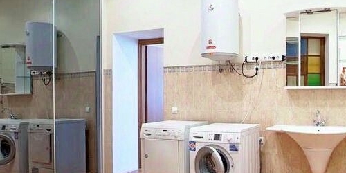 3-комн квартира улица Петровка, 28