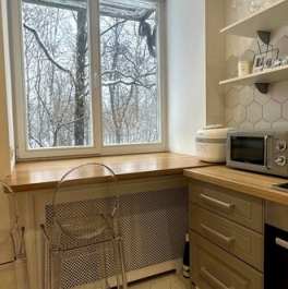 Продажа 2-комн квартиры на вторичном рынке Нежинская улица