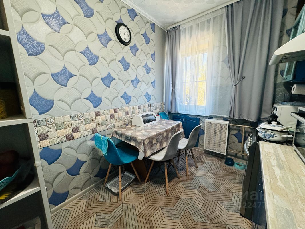 Продажа 3-комн квартиры на вторичном рынке пос. Реммаш, улица Институтская, 1