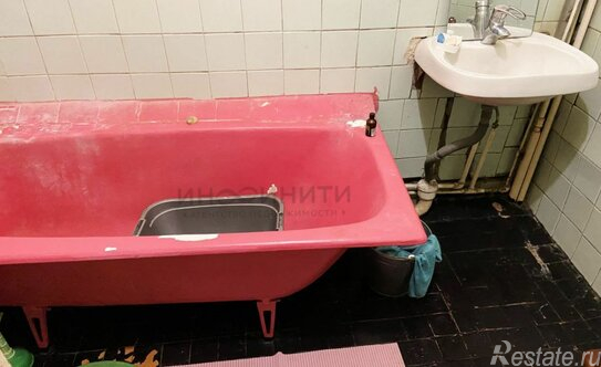 Продажа 1-комн квартиры на вторичном рынке Ярцевская ул,  д. 4