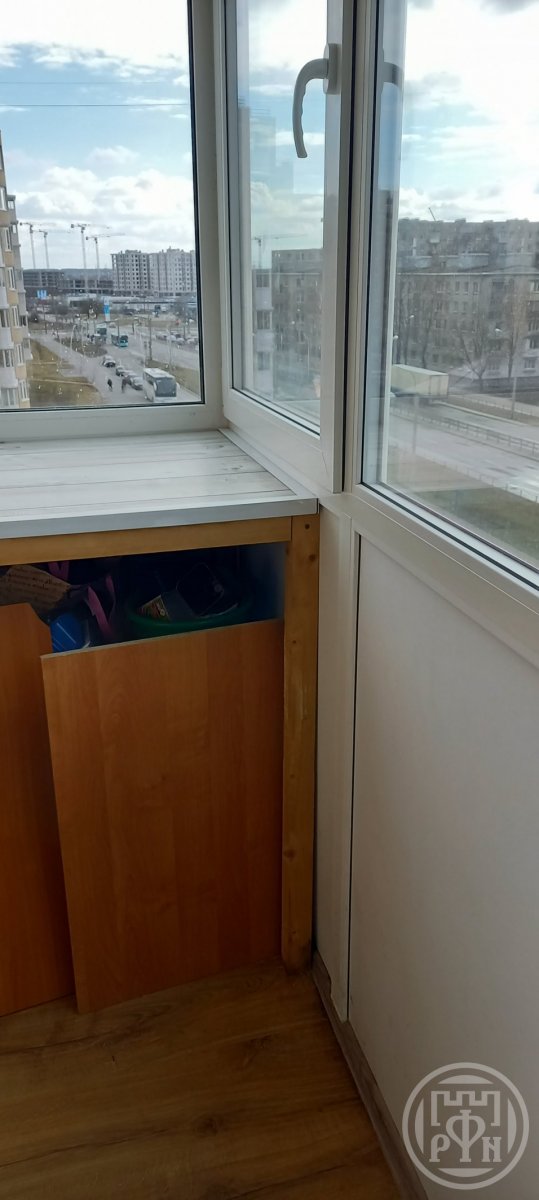 Продажа 1-комн квартиры на вторичном рынке Красное Село г., Гатчинское шос.,  д. 8,  к. 1