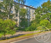 Продать Квартиры вторичка Институтский просп.  2 