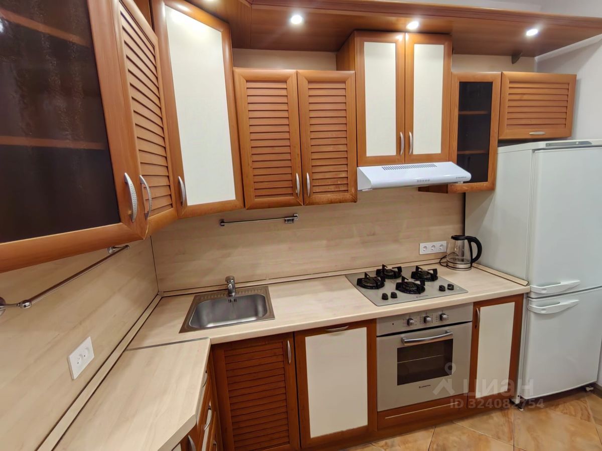 Аренда 2-комн квартиры на вторичном рынке Королев, улица Циолковского, 21/20