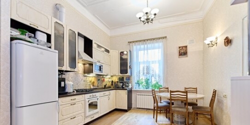 4-комн квартира улица Рубинштейна,  д. 36