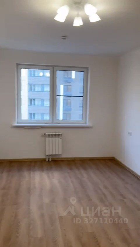 Продажа 2-комн квартиры на вторичном рынке улица Лавочкина, 10А