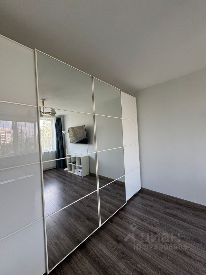 Продажа 2-комн квартиры на вторичном рынке Колпино, бульвар Трудящихся, 21