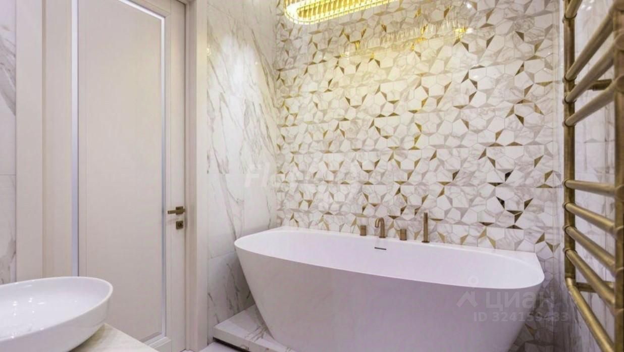 Продажа 3-комн квартиры на вторичном рынке 1-й Красногвардейский проезд, 22с2