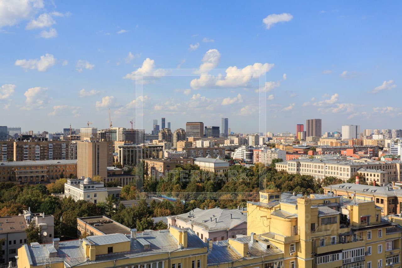 Продажа 4-комн квартиры на вторичном рынке 4-я Тверская-Ямская улица, 22к2