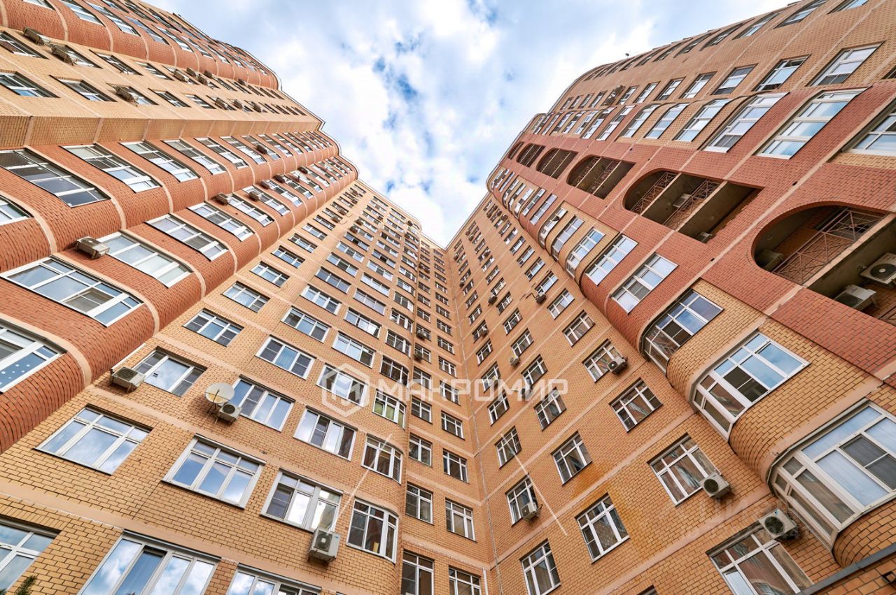 Продажа 3-комн квартиры на вторичном рынке Борисовская улица, 1