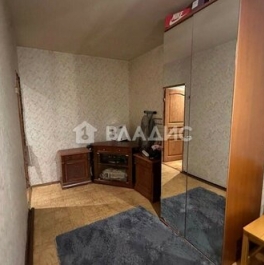 Продажа 2-комн квартиры на вторичном рынке улица Яблочкова,  д. 8