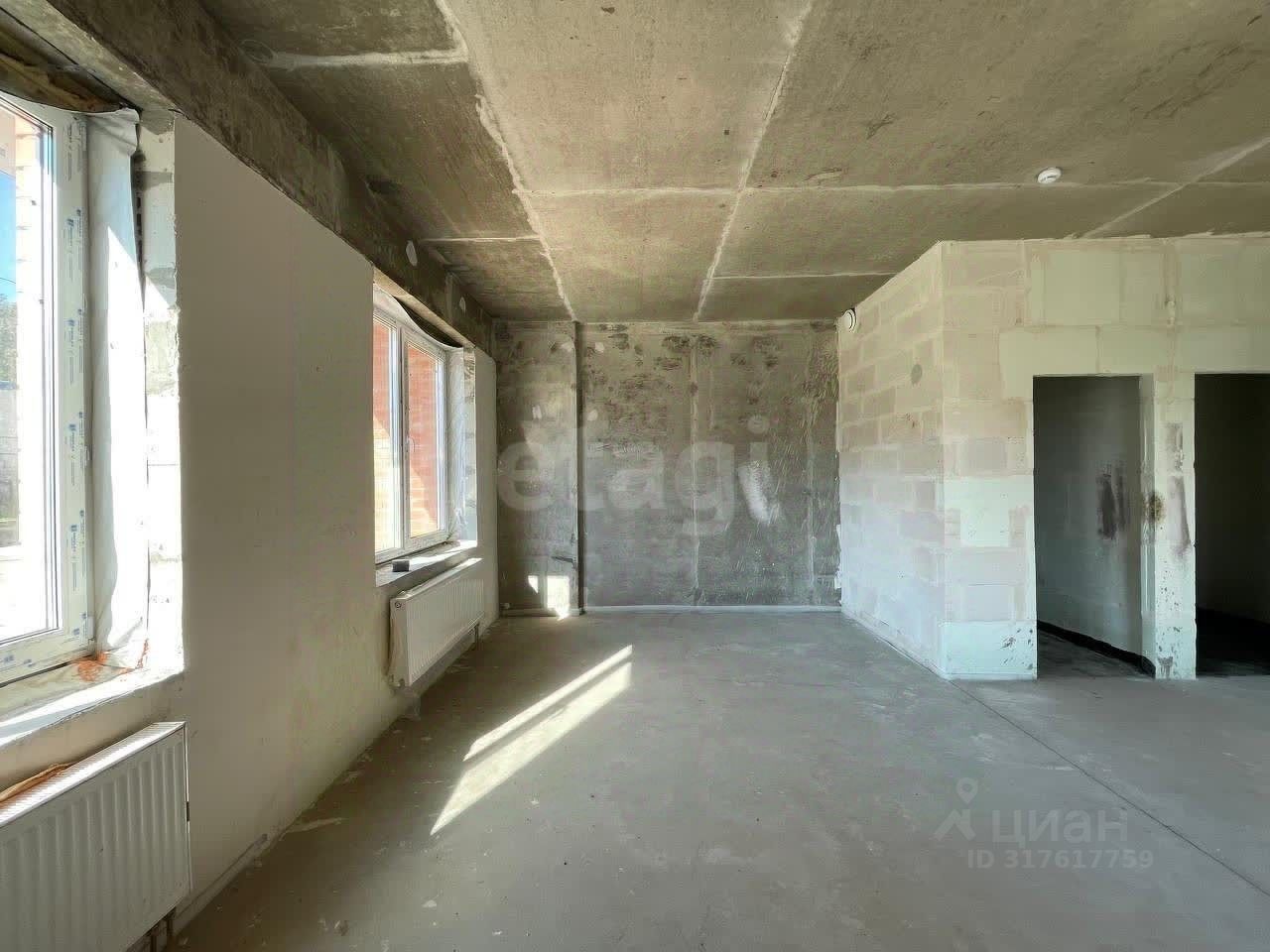 Продажа 2-комн квартиры на вторичном рынке д. Целеево, улица Пятиречье, 1