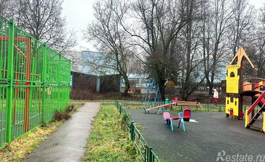 Продажа 1-комн квартиры на вторичном рынке Сходня, ул Мичурина,  д. 39