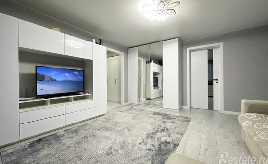 Продажа 3-комн квартиры на вторичном рынке ул Академика Константинова,  д. 10,  к. 1