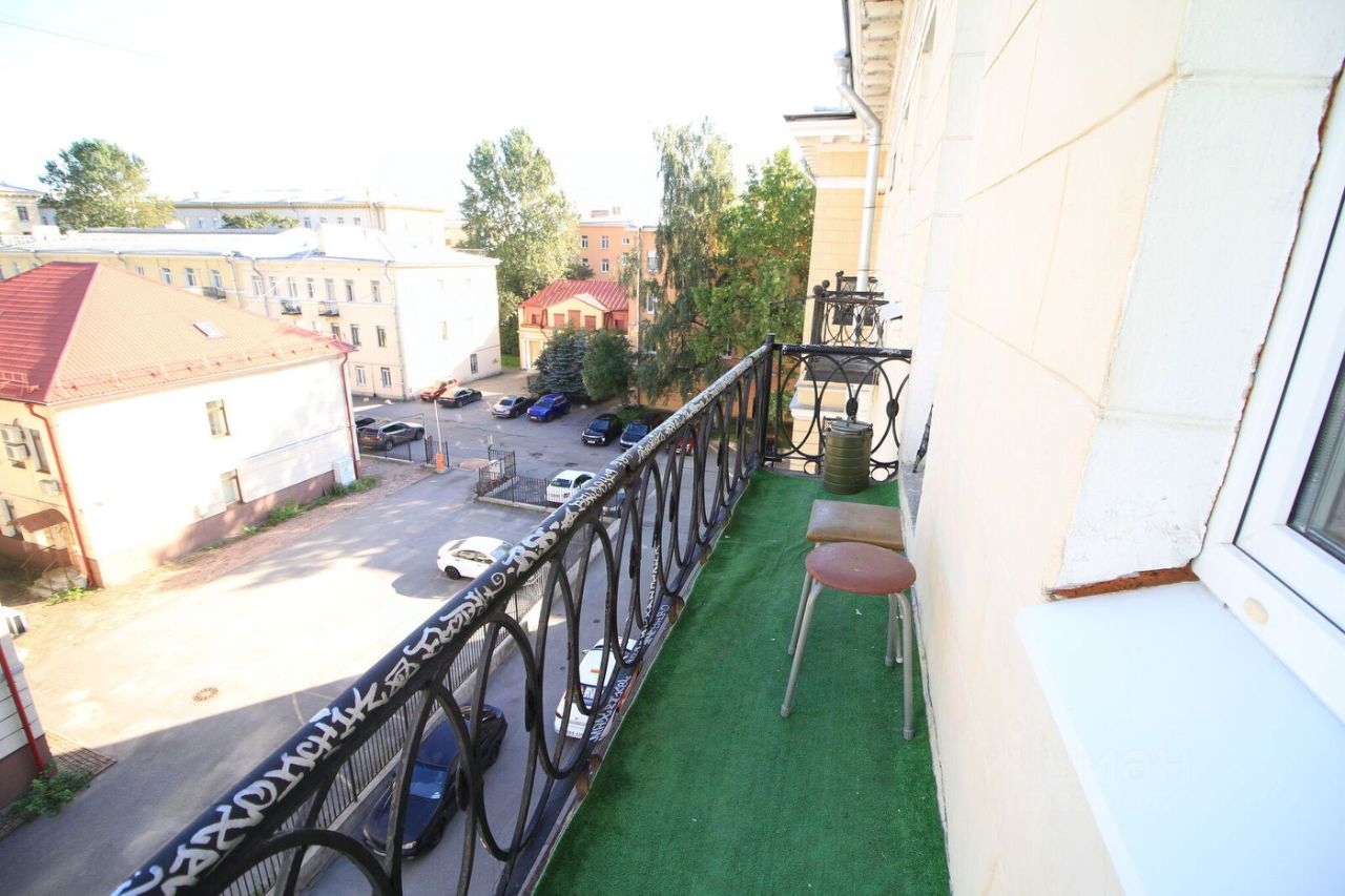 Продажа комнаты Большеохтинский проспект, 7к1