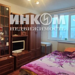 Продажа 3-комн квартиры на вторичном рынке Братиславская улица