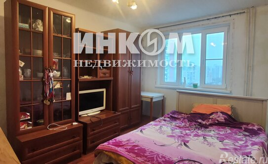 Продажа 3-комн квартиры на вторичном рынке Братиславская улица
