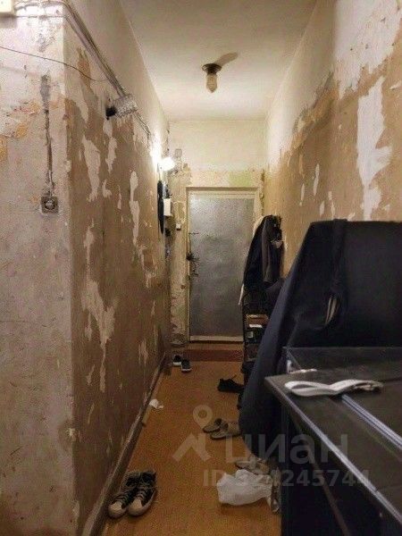 Продажа 3-комн квартиры на вторичном рынке Бабаевская улица, 1/8С1