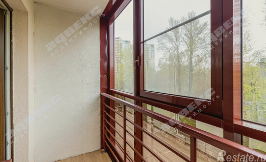 Продажа 2-комн квартиры на вторичном рынке Краснопутиловская улица,  д. 125