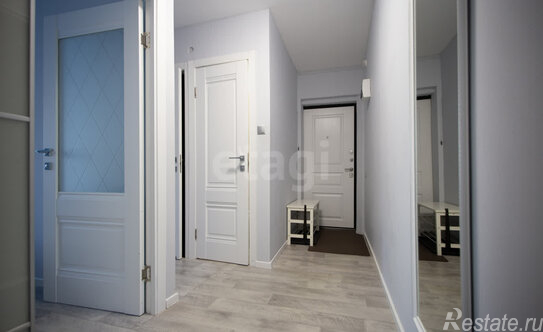 Продажа 3-комн квартиры на вторичном рынке Звёздная улица,  д. 14