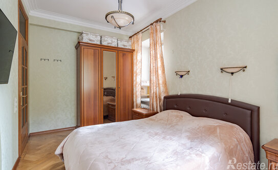 Продажа 3-комн квартиры на вторичном рынке Тишинский Ср. пер,  д. 3