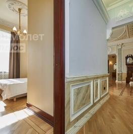 Продажа 5-комн квартиры на вторичном рынке ул Макаренко,  д. 2/21,  к. 2