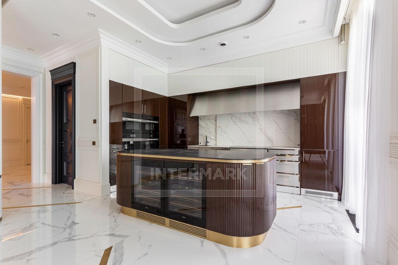 Продажа 5-комн квартиры на вторичном рынке Бутиковский переулок, 5