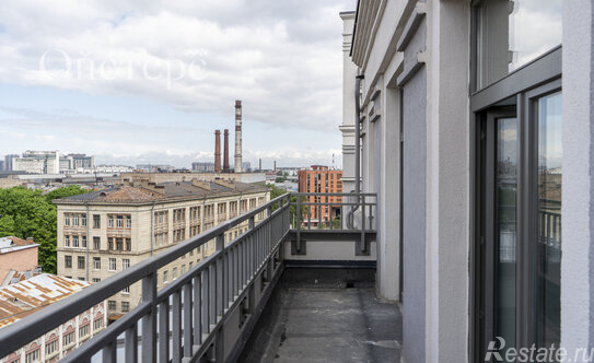 Продажа 3-комн квартиры на вторичном рынке улица Решетникова