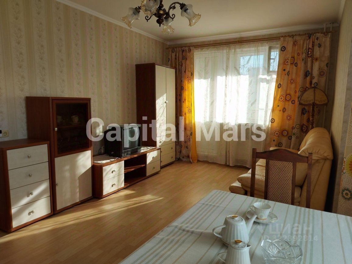 Аренда 2-комн квартиры на вторичном рынке Измайловский бульвар, 40