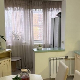 Продажа 2-комн квартиры на вторичном рынке ул Радужная,  д. 3,  к. 2