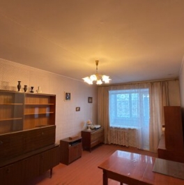 Продажа 2-комн квартиры на вторичном рынке улица Победы,  д. 18
