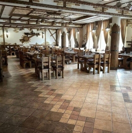 Аренда торгового помещения Уральская ул,  д. 17