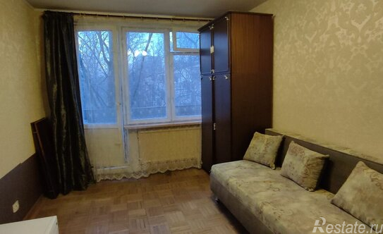 Продажа 2-комн квартиры на вторичном рынке Славы пр-кт,  д. 10,  к. 1