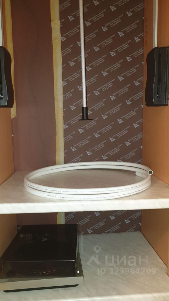 Продажа 1-комн квартиры на вторичном рынке Будапештская улица, 3К2