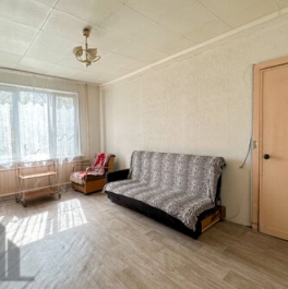 Продажа 1-комн квартиры на вторичном рынке улица Новосёлов,  д. 5