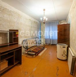 Продажа 3-комн квартиры на вторичном рынке Подольск г, Климовск мкр, 50 лет Октября пр-кт,  д. 19А