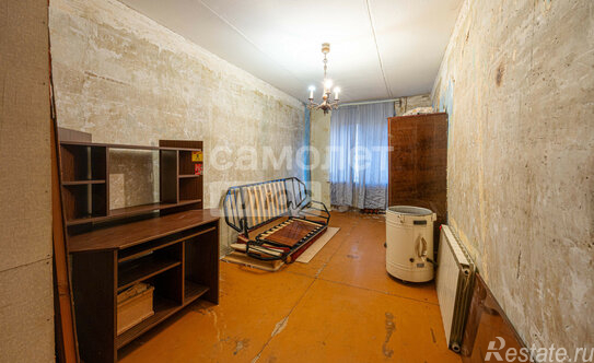 Продажа 3-комн квартиры на вторичном рынке Подольск г, Климовск мкр, 50 лет Октября пр-кт,  д. 19А