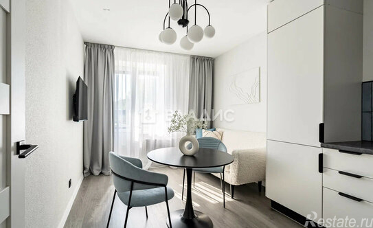 Продажа 1-комн квартиры на вторичном рынке Индустриальный пр-кт,  д. 18