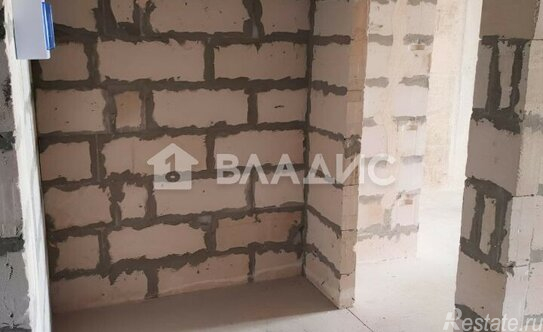 Продажа 2-комн квартиры на вторичном рынке Композиторов ул,  д. 33/5