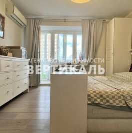 Продажа 2-комн квартиры на вторичном рынке ул Гвоздева,  д. 7/4,  к. 1