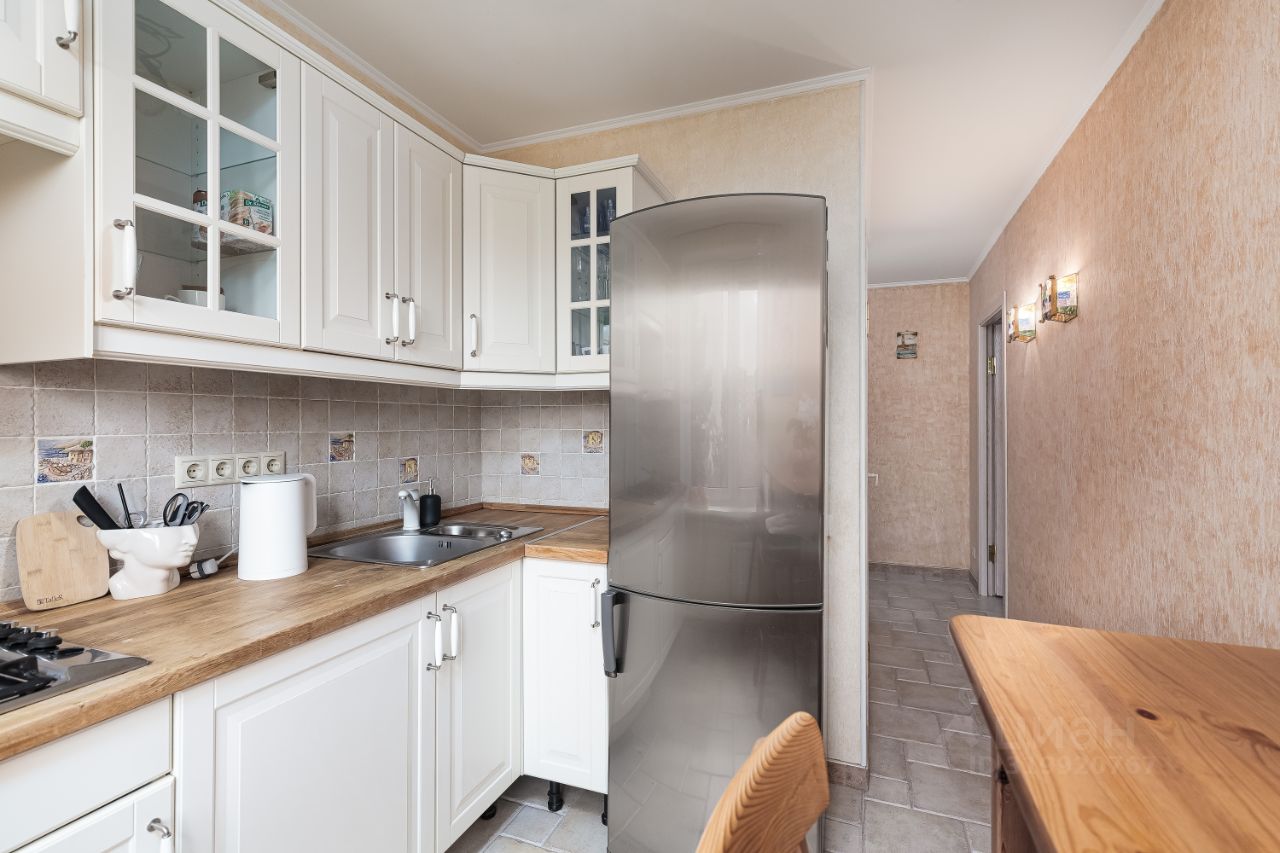 Продажа 1-комн квартиры на вторичном рынке улица Ляпидевского, 4