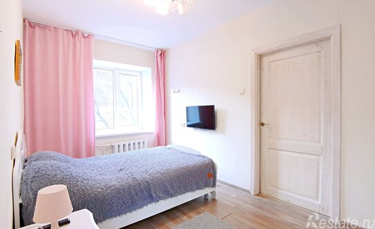 Аренда 3-комн квартиры на вторичном рынке ул Коломенская,  д. 31