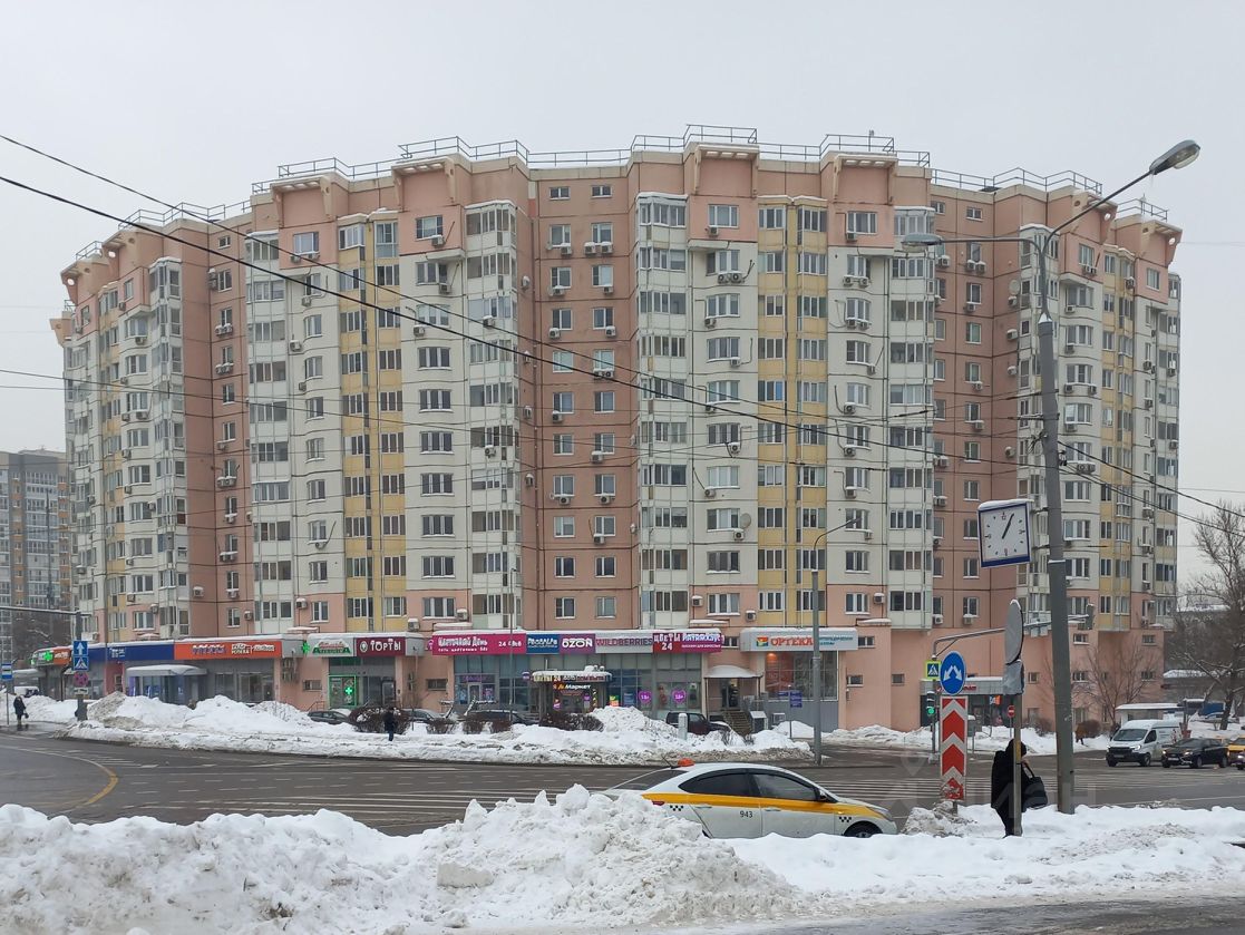 Продажа 1-комн квартиры на вторичном рынке улица Новинки, 1
