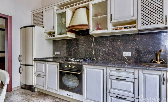 Продажа 4-комн квартиры на вторичном рынке Реки Фонтанки наб,  д. 96