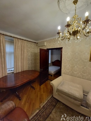 Продажа 4-комн квартиры на вторичном рынке Рижский проезд,  д. 11