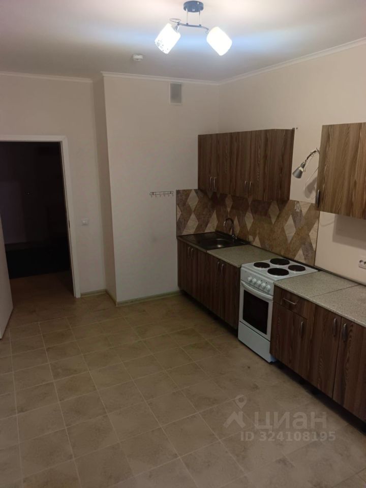 Аренда 3-комн квартиры на вторичном рынке Зенино ЖК Самолет мкр, Люберцы, улица Камова,  д. 5к1