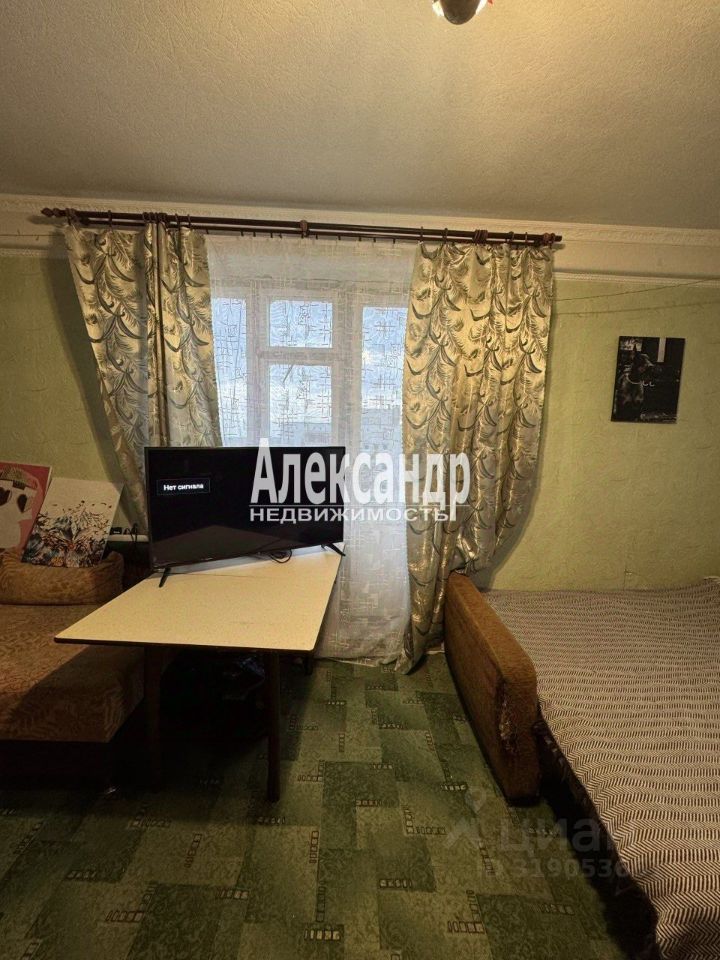 Продажа комнаты Колпино, Заводской проспект, 16к3