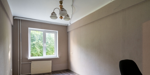 2-комн квартира Замшина ул,  д. 13