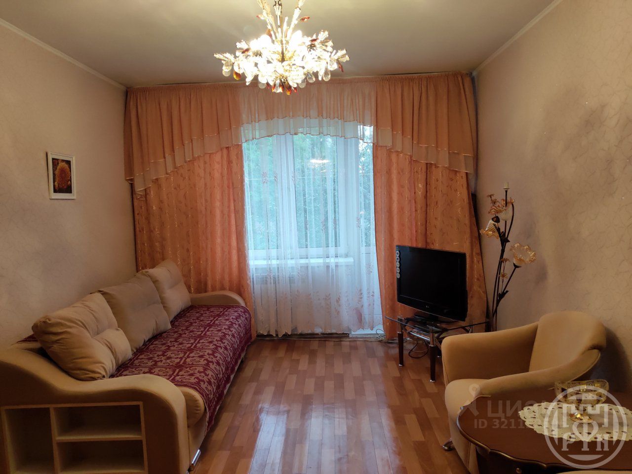 Продажа 1-комн квартиры на вторичном рынке Петергоф, улица Аврова, 15а