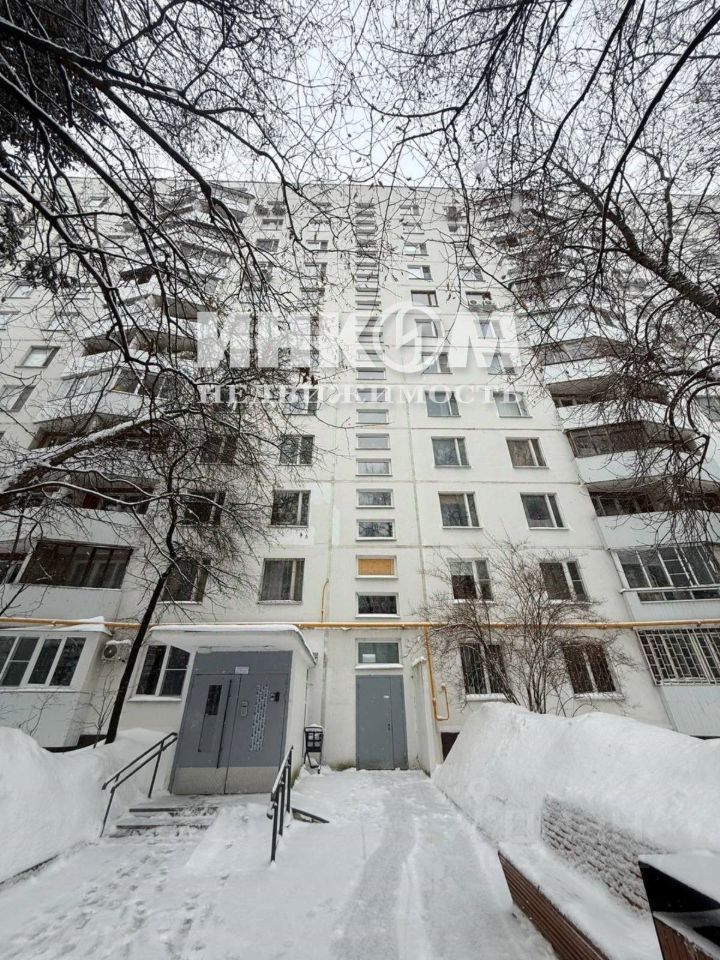 Продажа 3-комн квартиры на вторичном рынке улица 26 Бакинских Комиссаров, 10к1