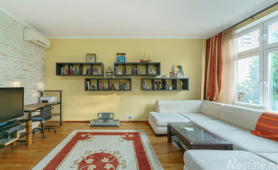 Продажа 2-комн квартиры на вторичном рынке Ленинский пр-кт,  д. 126